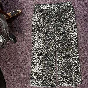 PrettyLittleThing Black and Cream Maxi Skirt